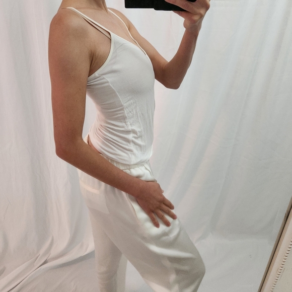 Forever 21 White Tank Top - Picture 3 of 8